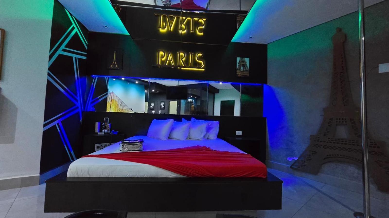 Copacabana Love hotel *